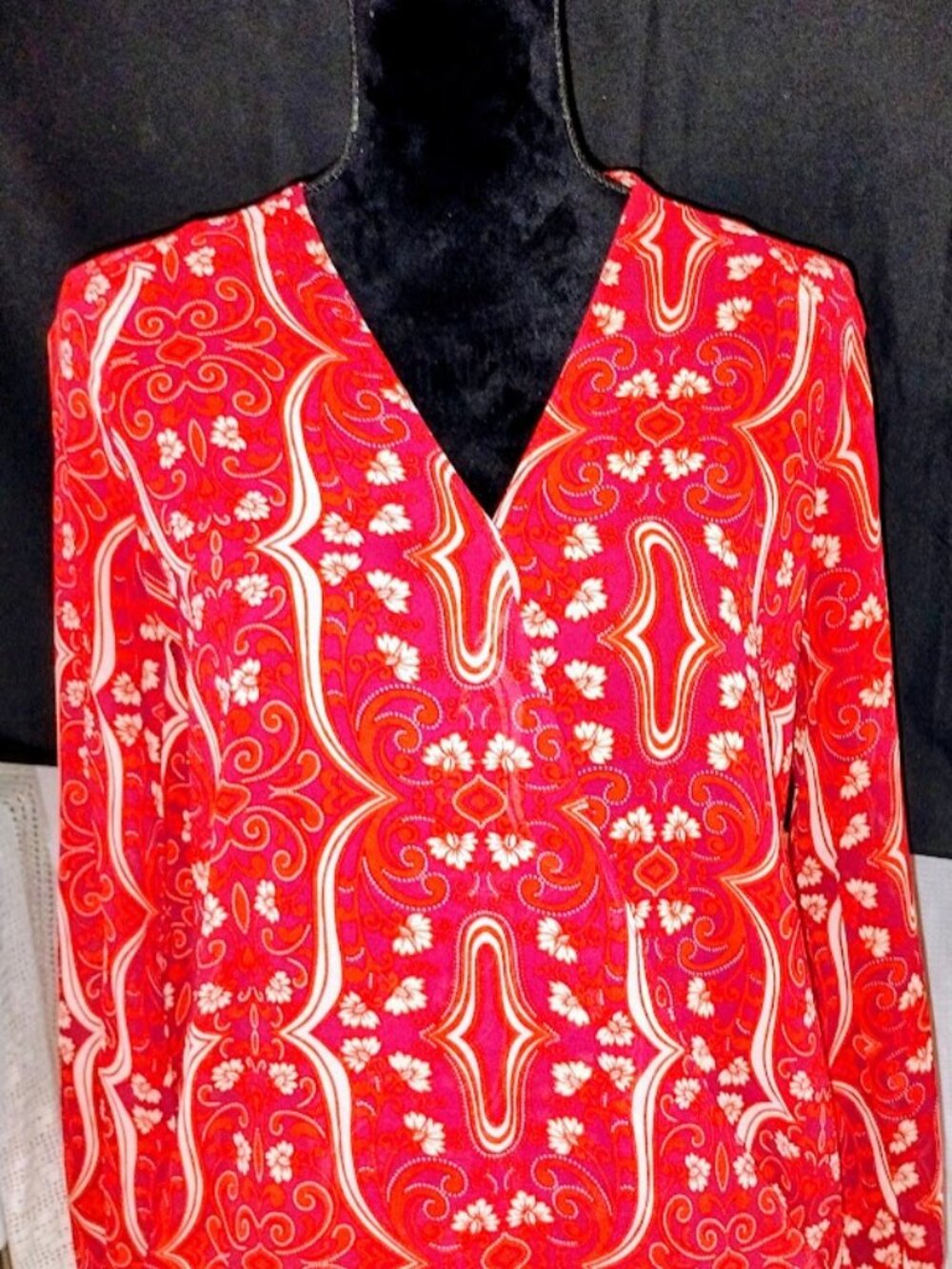 Forever 21 Boho Paisley Surplice Blouse (Size Small)